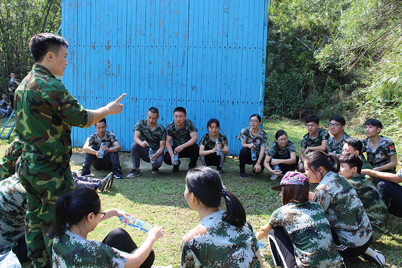 東港家具團隊戶外拓展訓練